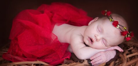 Newborn photo session in «Art Home Photography»