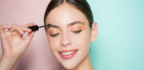 Коррекция и окрашивание бровей в My perfect brows