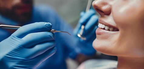 Скидка 60% на лечение кариеса в «32 Перлини»