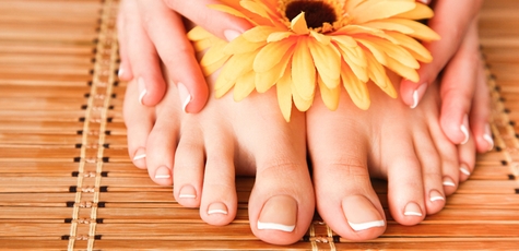 Маникюр и педикюр с гель-лаком в «Ustichnails»