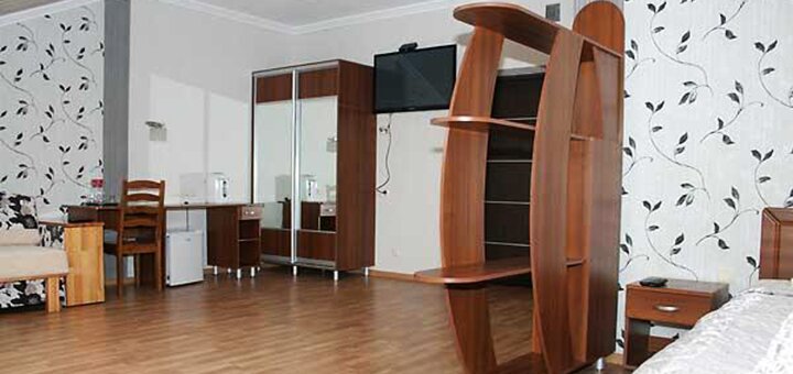 https://cdn1.pokupon.ua/uploaded/new_campaign_pictures/658048/data/main720x340/lux_05.jpg?1576844313
