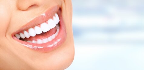 УЗ-чистка зубов и Air-Flow в «Melius Ortho»