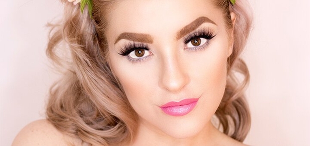 https://cdn1.pokupon.ua/uploaded/new_campaign_pictures/664244/data/main620x292/woman-in-pink-lipstick-734483.jpg?1591262015