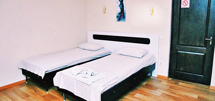 https://cdn1.pokupon.ua/uploaded/new_campaign_pictures/667267/data/main720x340/two-person-room1.jpg?1579858341