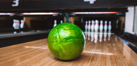 Скидка 50% на игру в боулинг в клубе «Хутір»