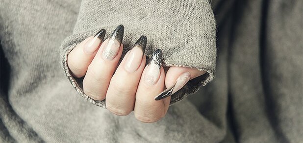 https://cdn1.pokupon.ua/uploaded/new_campaign_pictures/673770/data/main620x292/gel-nails-1878296_1920.jpg?1581508266