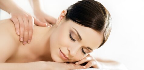 До 5 сеансов лечебного массажа в «Esthetic Beauty»
