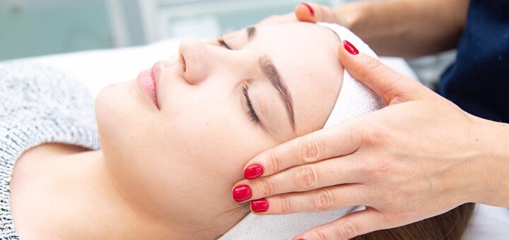 

Пластический массаж лица в центре «Face&Body»