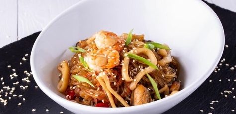 Скидка до 50% на меню WOK и пиццу от «LeoPizza»