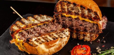 Знижка 50% на все меню кухні у «Meat & Burger»