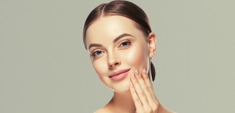 Facial cleansing in the «Clips Cosmetology»
