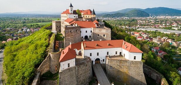 https://cdn1.pokupon.ua/uploaded/new_campaign_pictures/686419/data/main620x292/shutterstock_1391213441.jpg?1587628608