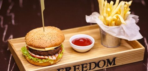 40% discount on the menu from «Freedom party bar»