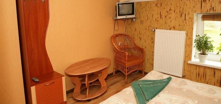 https://cdn1.pokupon.ua/uploaded/new_campaign_pictures/687538/data/main720x340/Hotel-Mlyn-photos-Room.jpg?1588235275