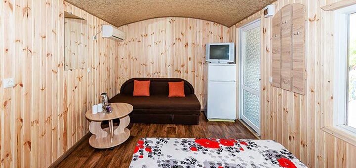 https://cdn1.pokupon.ua/uploaded/new_campaign_pictures/687627/data/main720x340/podsolnuh-n2-04.jpg?1588246004
