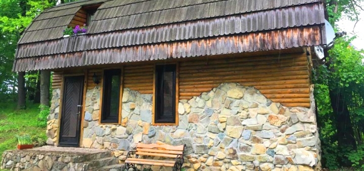 https://cdn1.pokupon.ua/uploaded/new_campaign_pictures/688384/data/main720x340/photos-Exterior.jpg?1588662749