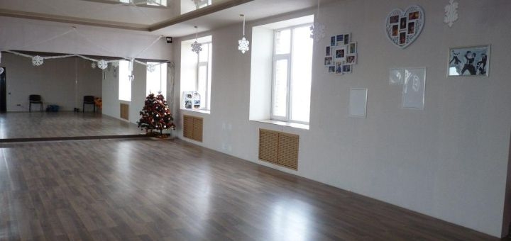 https://cdn1.pokupon.ua/uploaded/new_campaign_pictures/690510/data/main720x340/photo_2020-05-13_17-38-05.jpg?1589380901