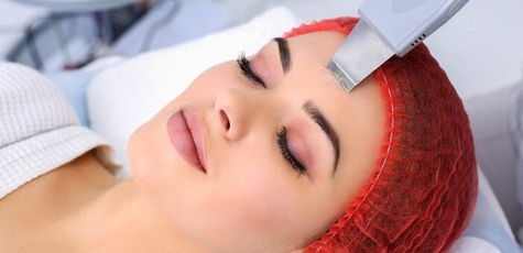 До 3 сеансів УЗ-чистки обличчя в «RealBeauty»