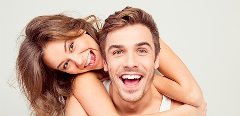 Знижка 50% на відбілювання зубів у «VAV Dental»