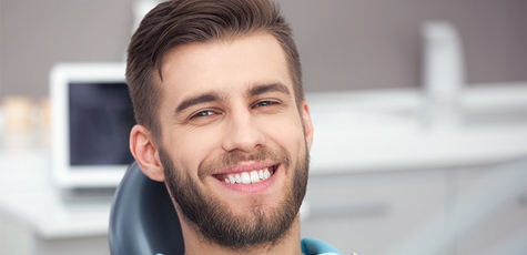 Ультразвукова чистка зубів Air-Flow у «VAV Dental»