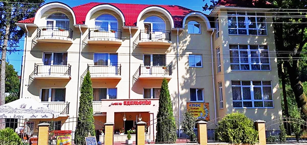 https://cdn1.pokupon.ua/uploaded/new_campaign_pictures/704262/data/main620x292/113446291.jpg?1594031240