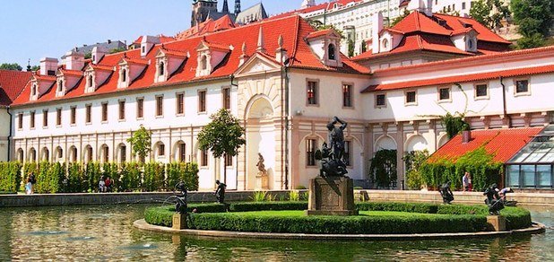 https://cdn1.pokupon.ua/uploaded/new_campaign_pictures/70524/data/main620x292/praga-large02.jpg?1464767541