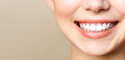 Знижка на відбілювання зубів «Magic Smile»