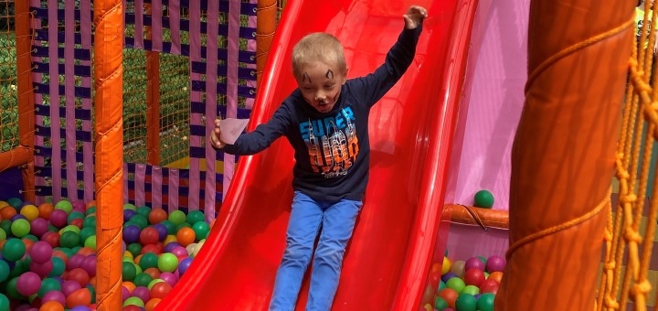 

Билет в «Kids Club Межигорье» под открытым небом