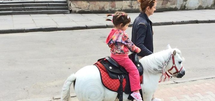 https://cdn1.pokupon.ua/uploaded/new_campaign_pictures/711234/data/main720x340/708145420200626-29338-1yx60b20200803-17413-dmot7d.jpg?1596454364