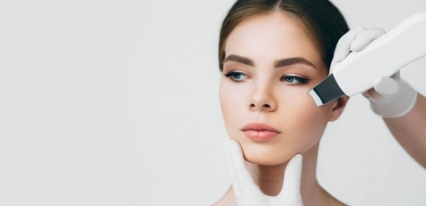 Чистка лица в салоне «Golden Moon Salon»