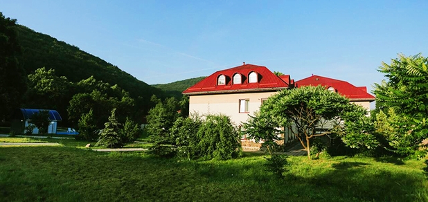 https://cdn1.pokupon.ua/uploaded/new_campaign_pictures/713509/data/main620x292/256316738.jpg?1597308674