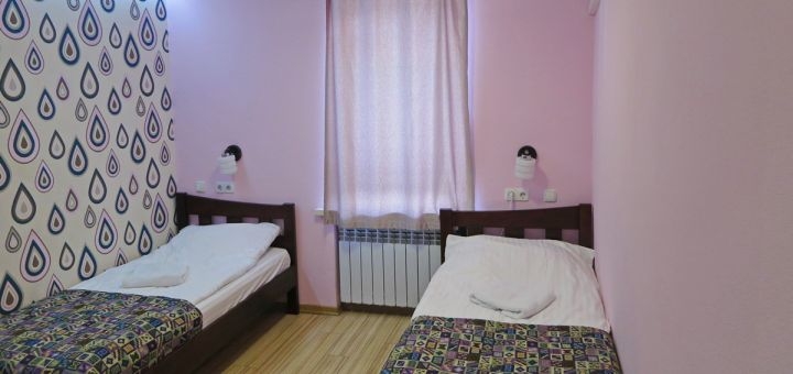 https://cdn1.pokupon.ua/uploaded/new_campaign_pictures/714633/data/main720x340/room-slide-veselka-tween-01.jpg?1597739718