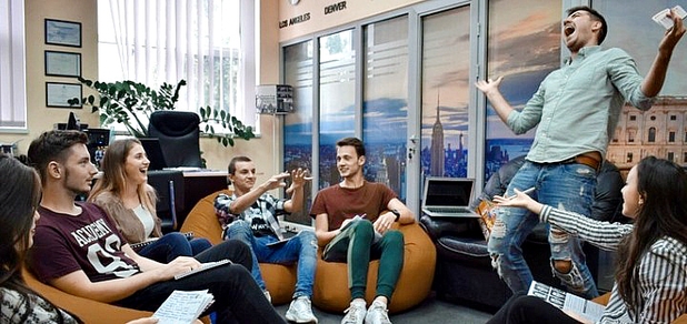 https://cdn1.pokupon.ua/uploaded/new_campaign_pictures/716406/data/main620x292/angl-dlja-vzroslyh.jpg?1598452966