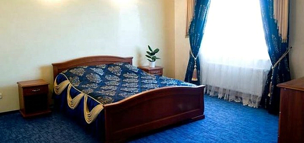 https://cdn1.pokupon.ua/uploaded/new_campaign_pictures/717368/data/main620x292/phoca_thumb_l_hotel20.jpg?1598969281
