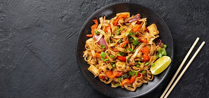 

Скидка 50% на все меню доставки еды от «XL Food»
