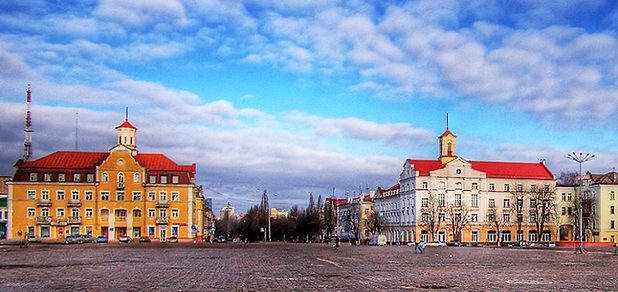 https://cdn1.pokupon.ua/uploaded/new_campaign_pictures/725255/data/main620x292/2680485_800x600_krasna-plosha.jpg?1601629094