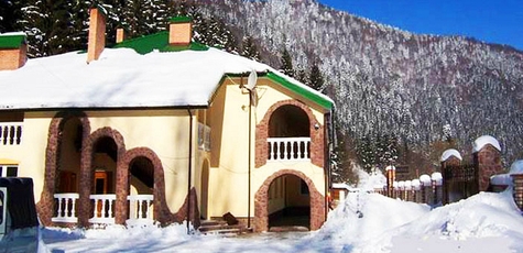 Від 3 днів взимку з харчуванням і басейном 