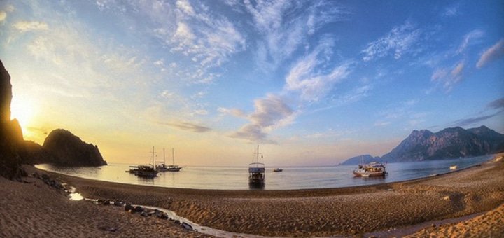 https://cdn1.pokupon.ua/uploaded/new_campaign_pictures/72813/data/main720x340/66666.jpg?1466001454