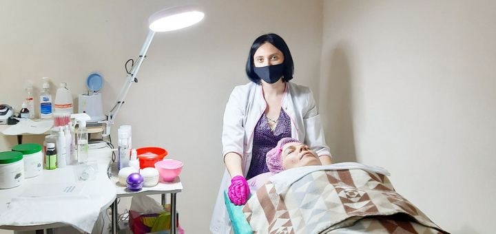 

Микродермабразия лица в «Nail Room Studio»