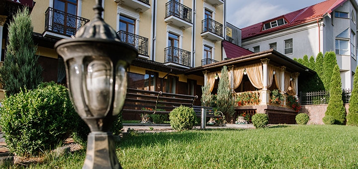 https://cdn1.pokupon.ua/uploaded/new_campaign_pictures/730264/data/main720x340/photo-188.jpg?1603262631