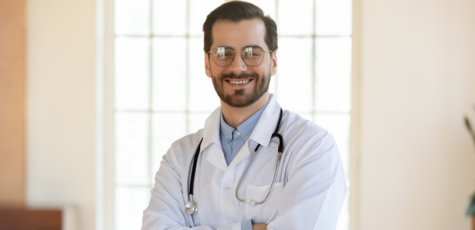 Examination by a therapist with an ultrasound scan in "astramedica"