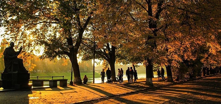 https://cdn1.pokupon.ua/uploaded/new_campaign_pictures/732491/data/main720x340/uzhgorod_3.jpg?1603813834