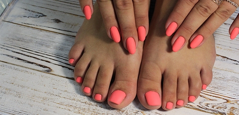 Маникюр и педикюр с покрытием в «Nail Cult»