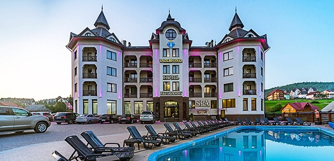 От 3 дней с завтраками в «Diamond SPA» в Буковеле