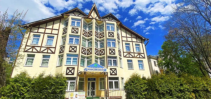 https://cdn1.pokupon.ua/uploaded/new_campaign_pictures/736658/data/main720x340/anastasiya.vud.01-1170x48020201111-17048-1qp4u2q.jpg?1605090020