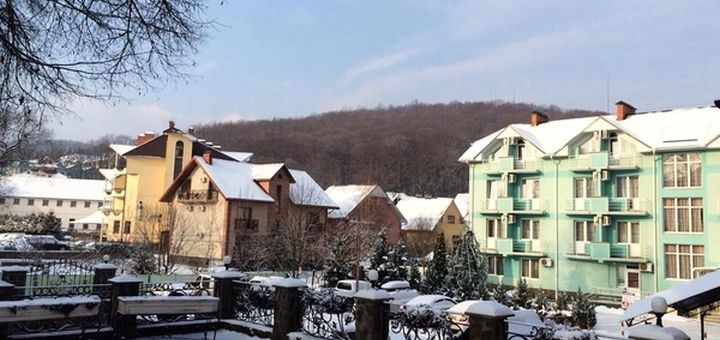 

От 3 дней отдыха с завтраками в отеле «Лилея»