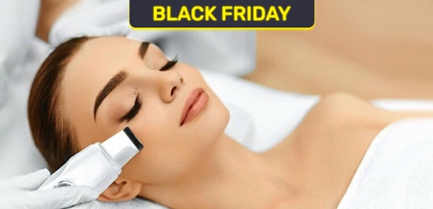 Facial cleansing with peeling in the fenix salon