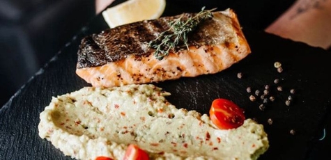 Знижка 50% на меню кухні в «must have bar»