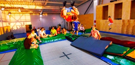 Up to 2 hours of trampoline jumping