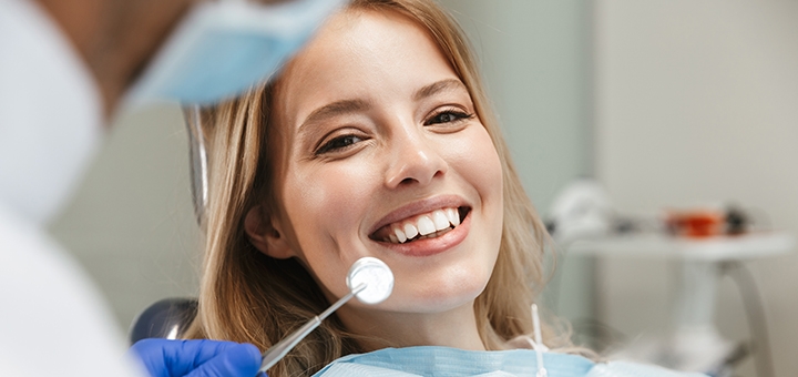 

Ультразвукова чистка зубів в «VR Dental»